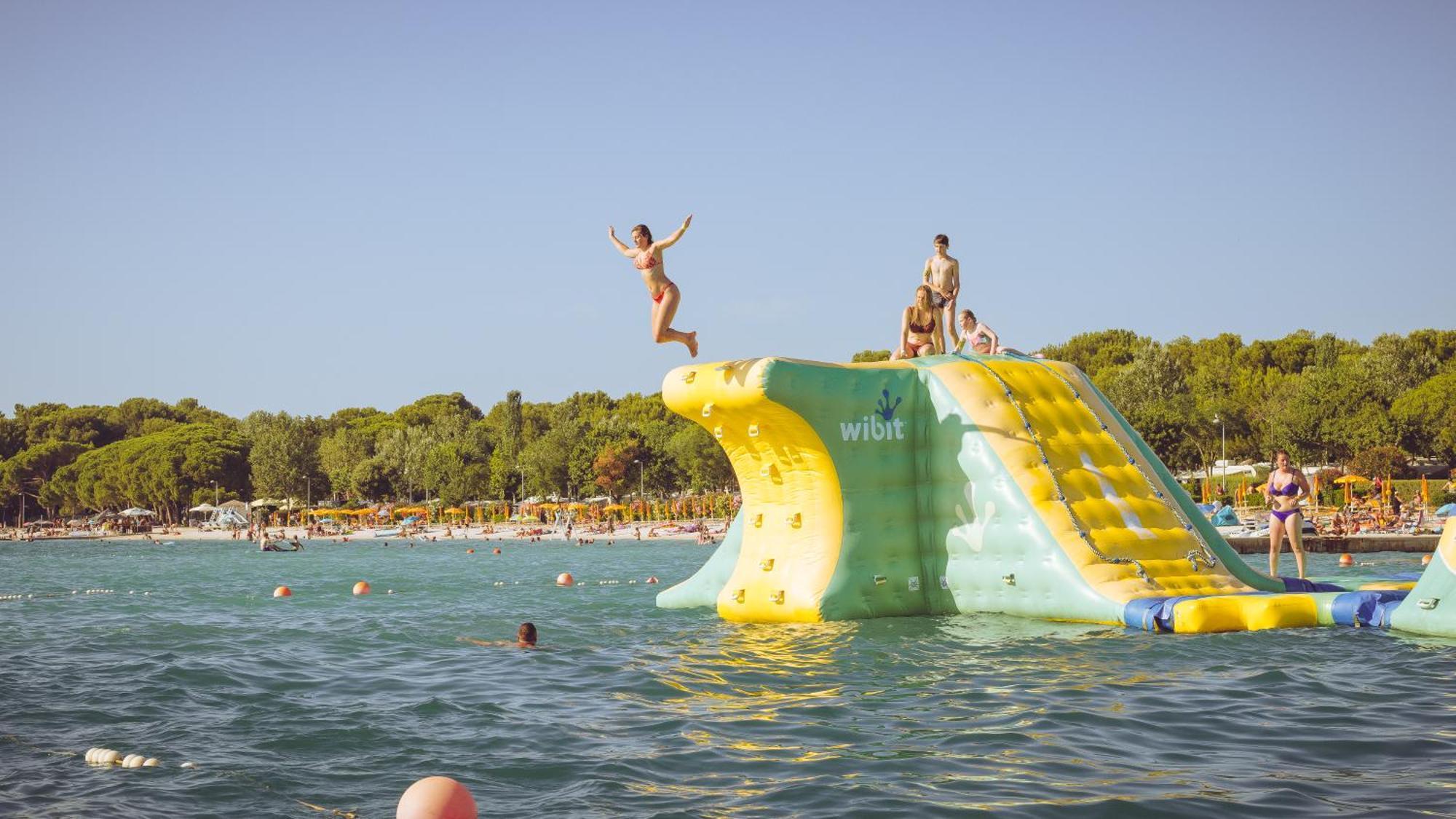 Camping Bi-Village - Roan Valbandon Exterior foto